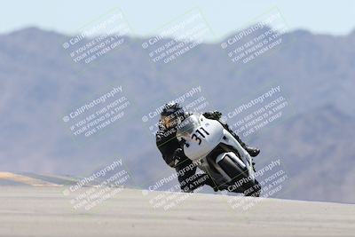 media/Apr-20-2025-CVMA (Sun) [[39090e8767]]/Race 9-Formula LW Twins Shootout/